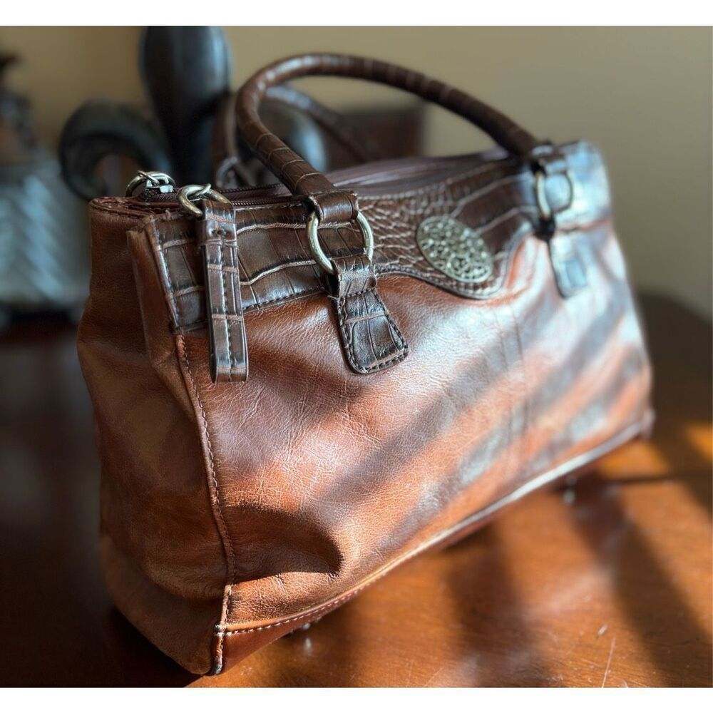 GIANI BERNINI - Double Zip Glazed Leather Satchel/Espresso w/Faux Leather Trim - Picture 7 of 16